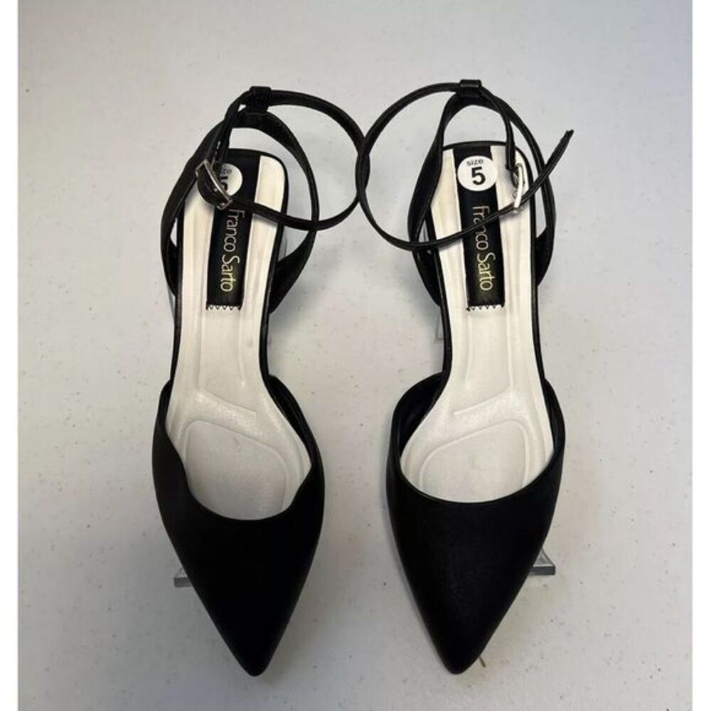 Sold‎ - Picture 2 of 9